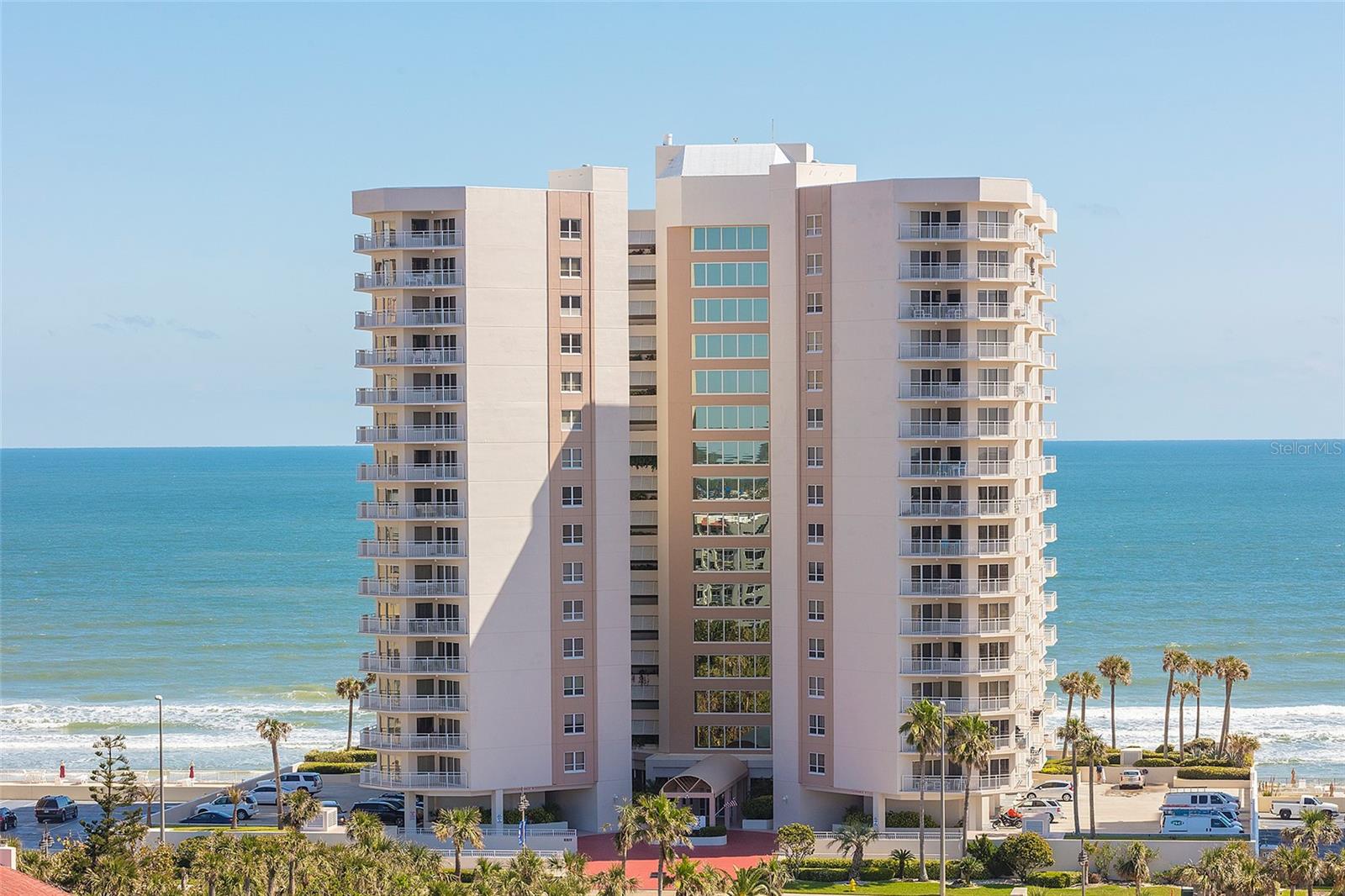 OCEANS 06 CONDO - Residential