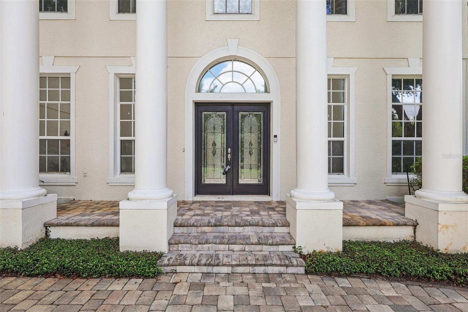 KEENES POINTE - Residential