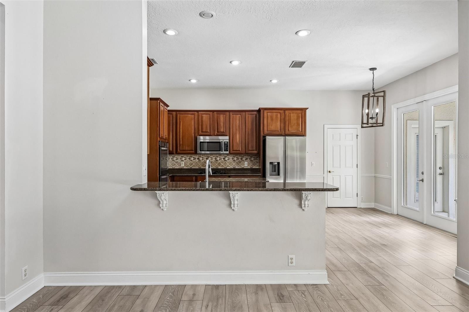 KEENES POINTE - Residential