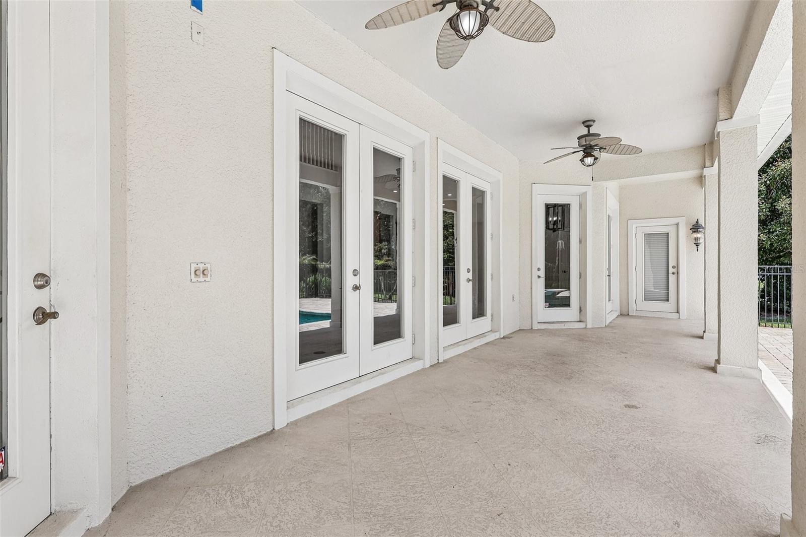 KEENES POINTE - Residential