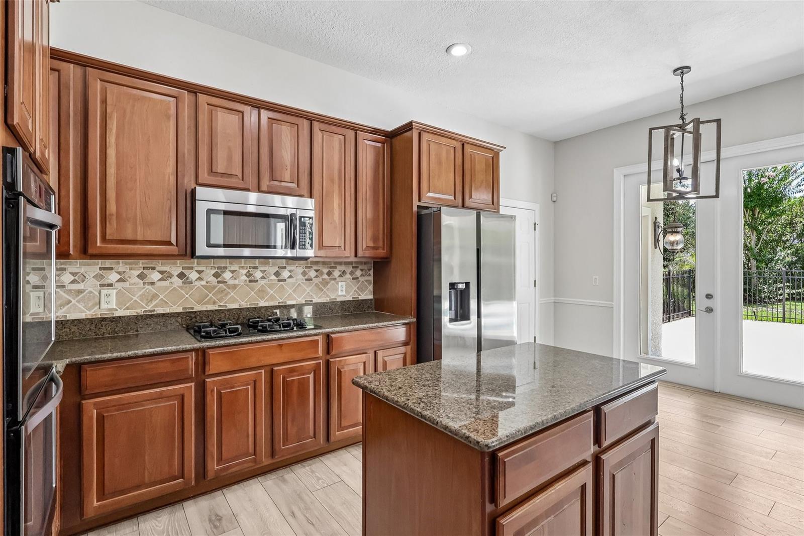 KEENES POINTE - Residential