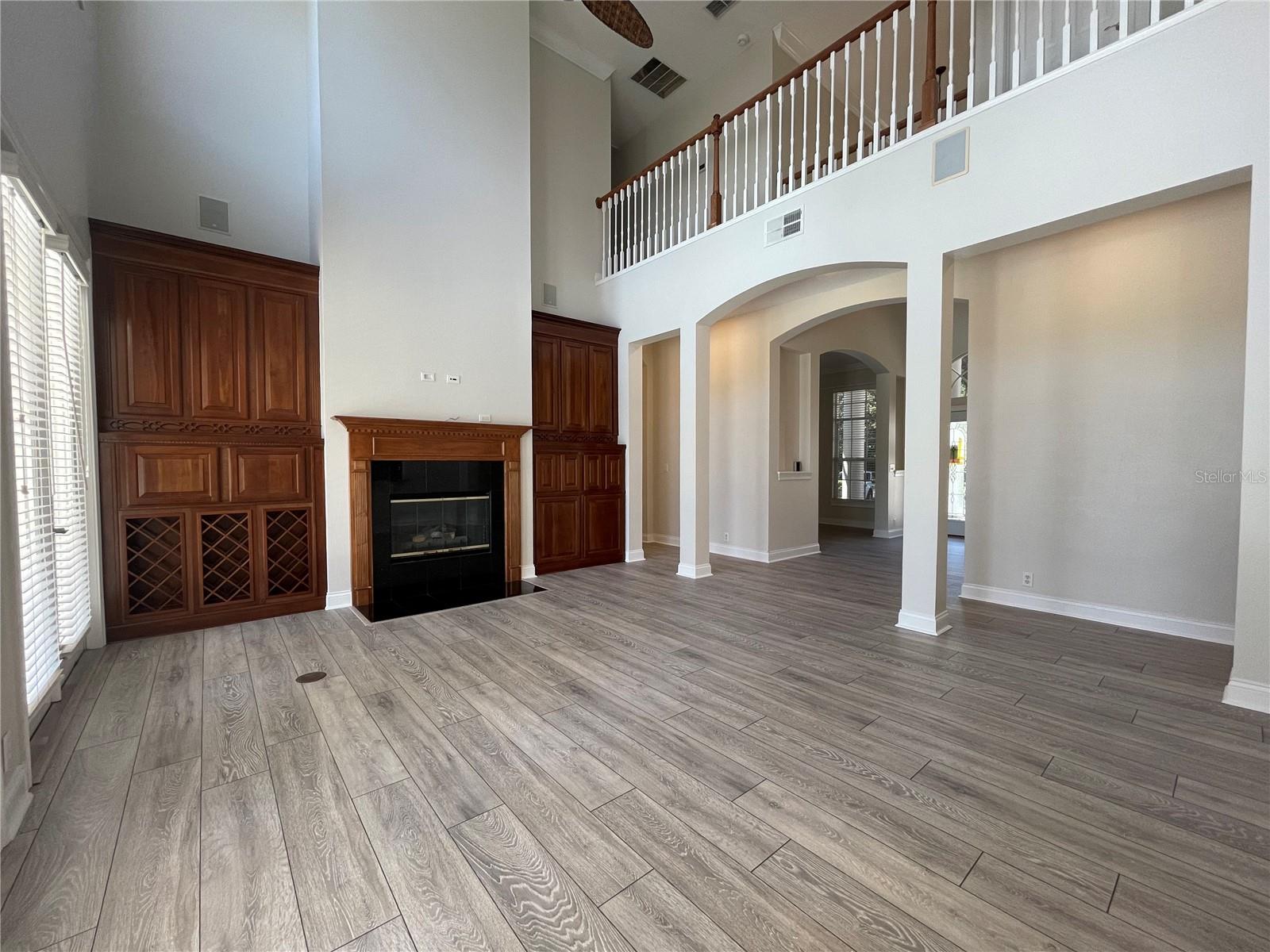 KEENES POINTE - Residential