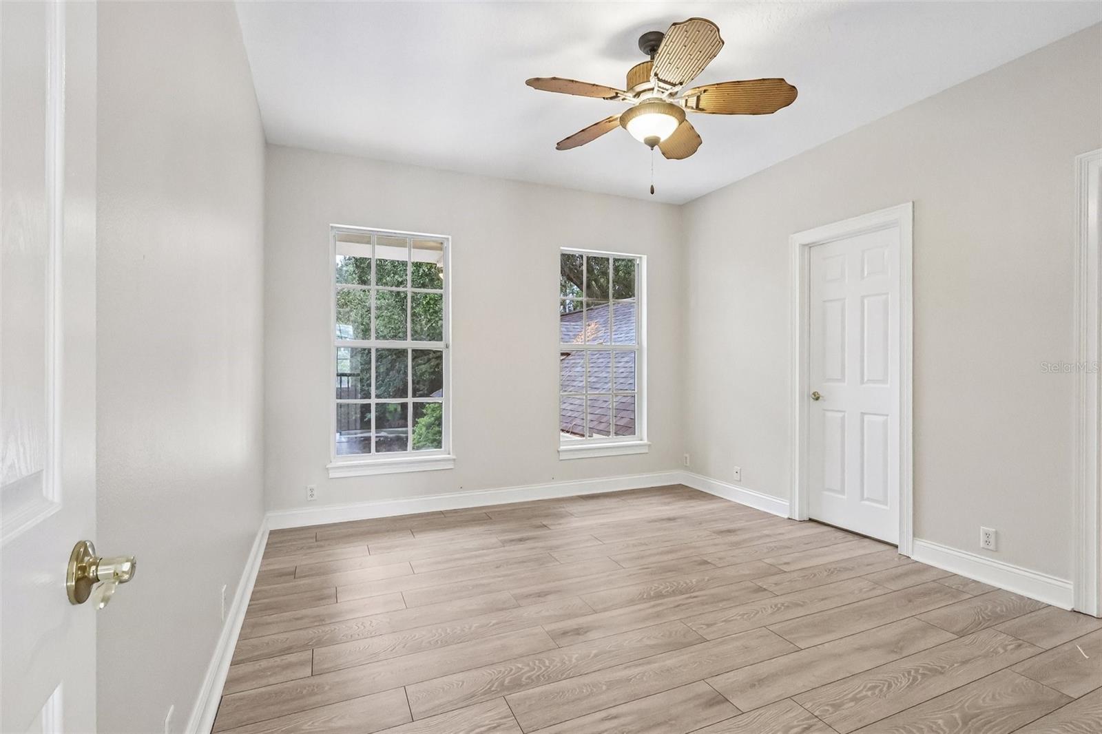 KEENES POINTE - Residential
