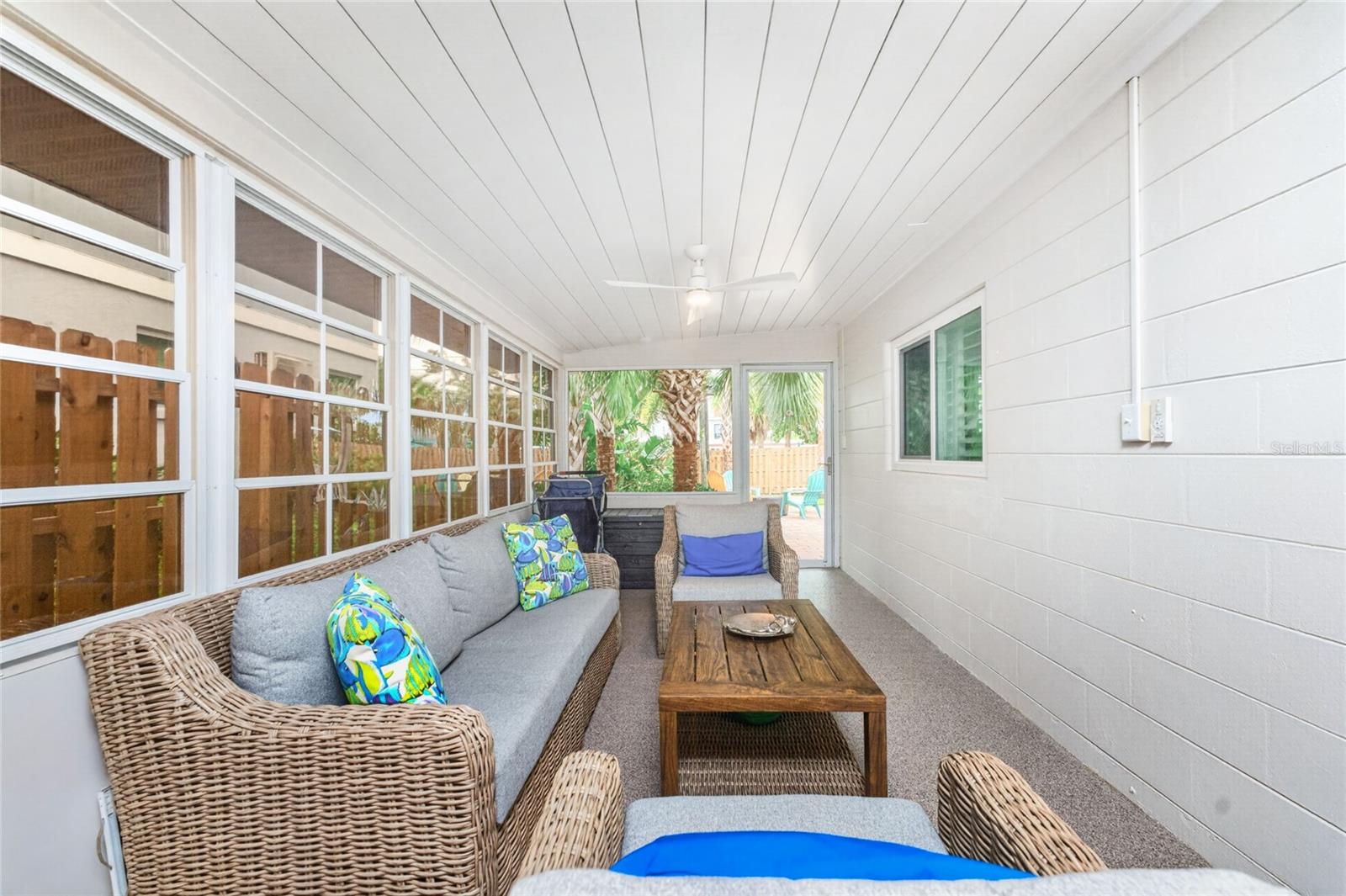 ENGLEWOOD SHORES - Residential