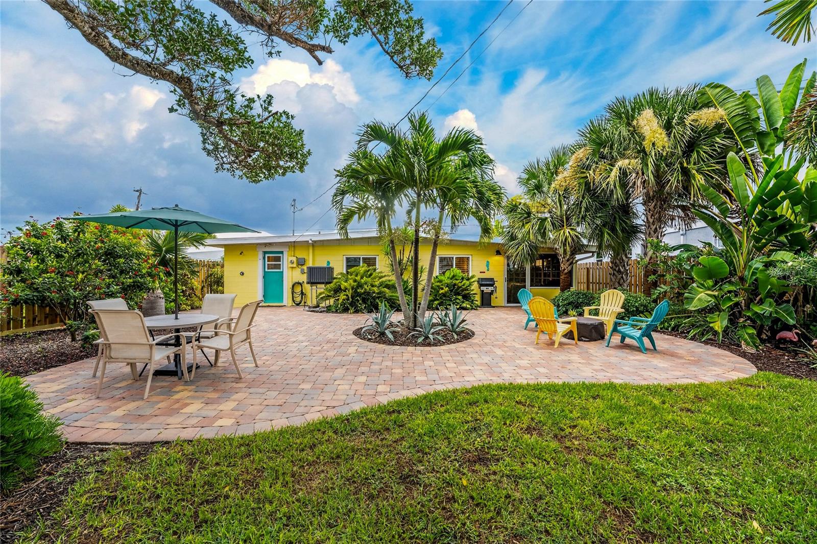ENGLEWOOD SHORES - Residential