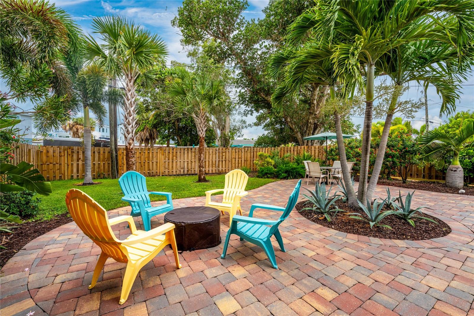 ENGLEWOOD SHORES - Residential