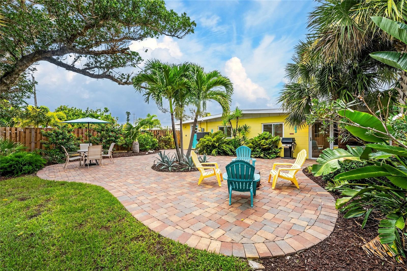 ENGLEWOOD SHORES - Residential