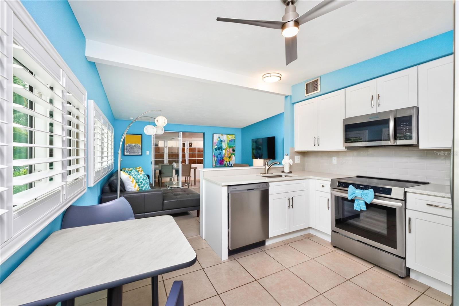 ENGLEWOOD SHORES - Residential
