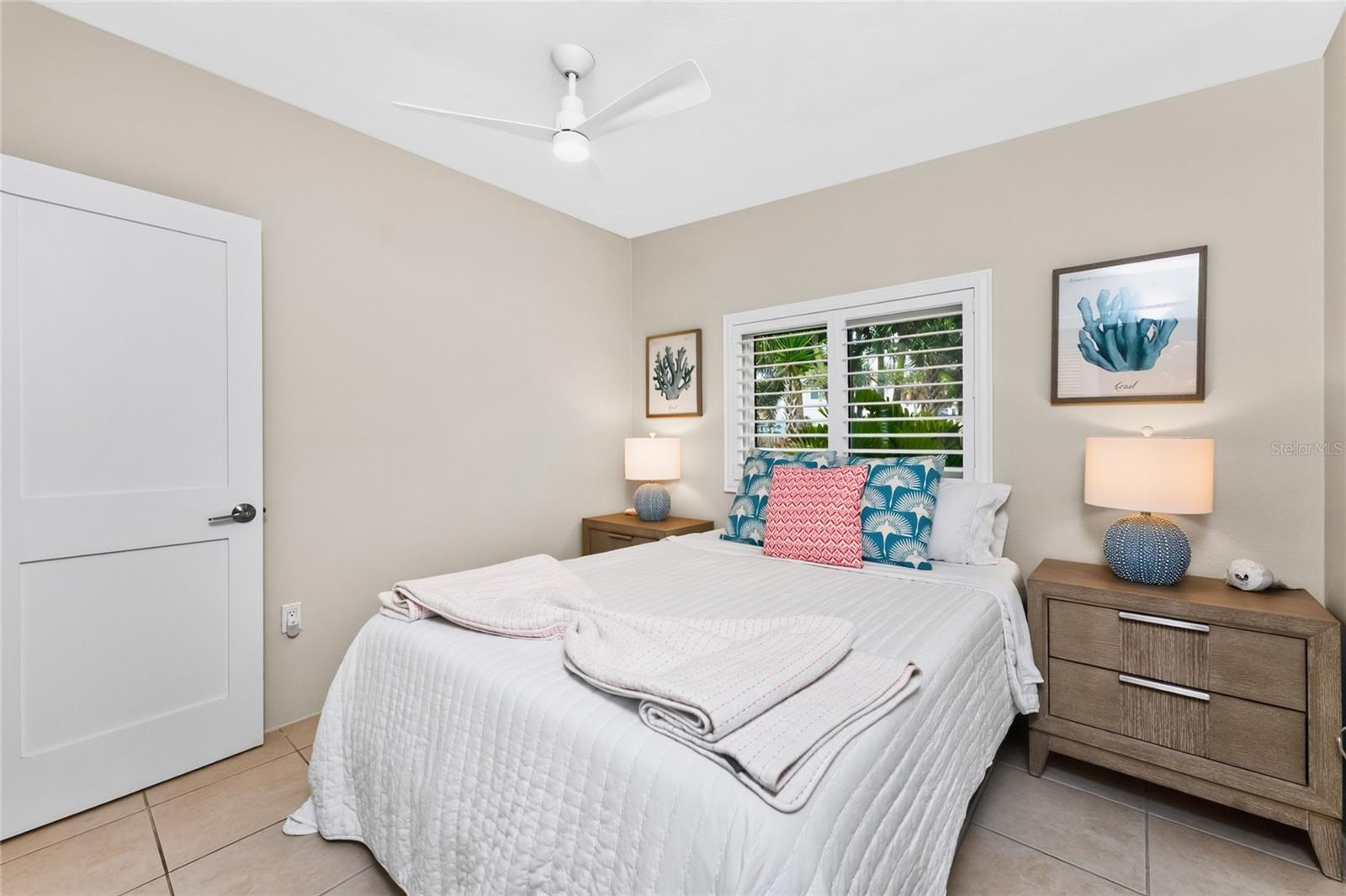 ENGLEWOOD SHORES - Residential