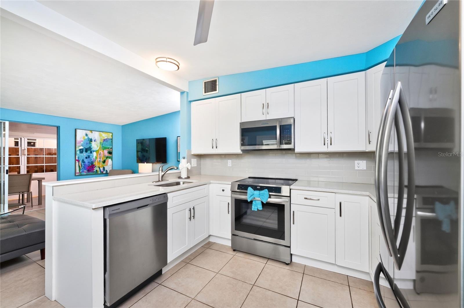 ENGLEWOOD SHORES - Residential