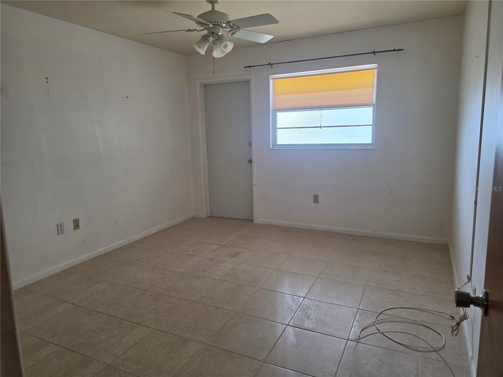TOWN APTS CONDO - Residential