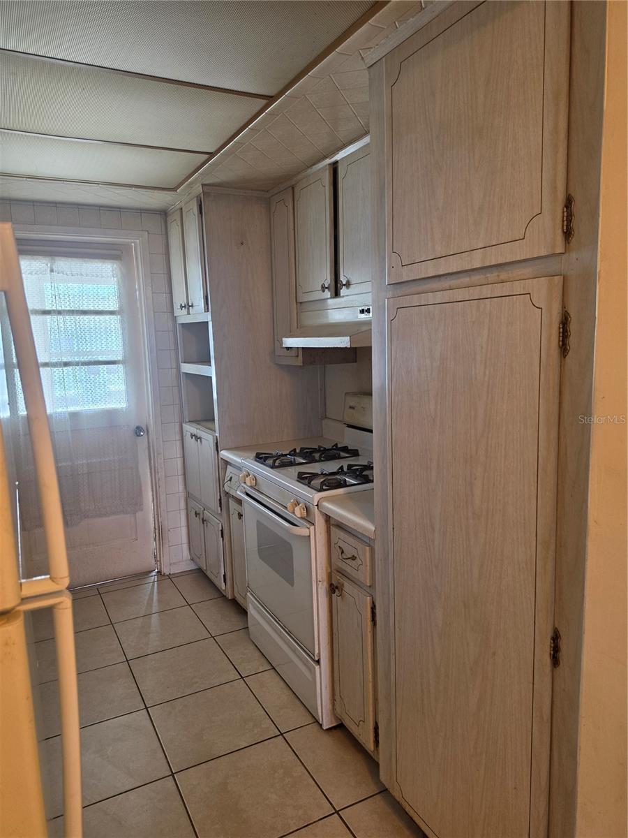 TOWN APTS CONDO - Residential