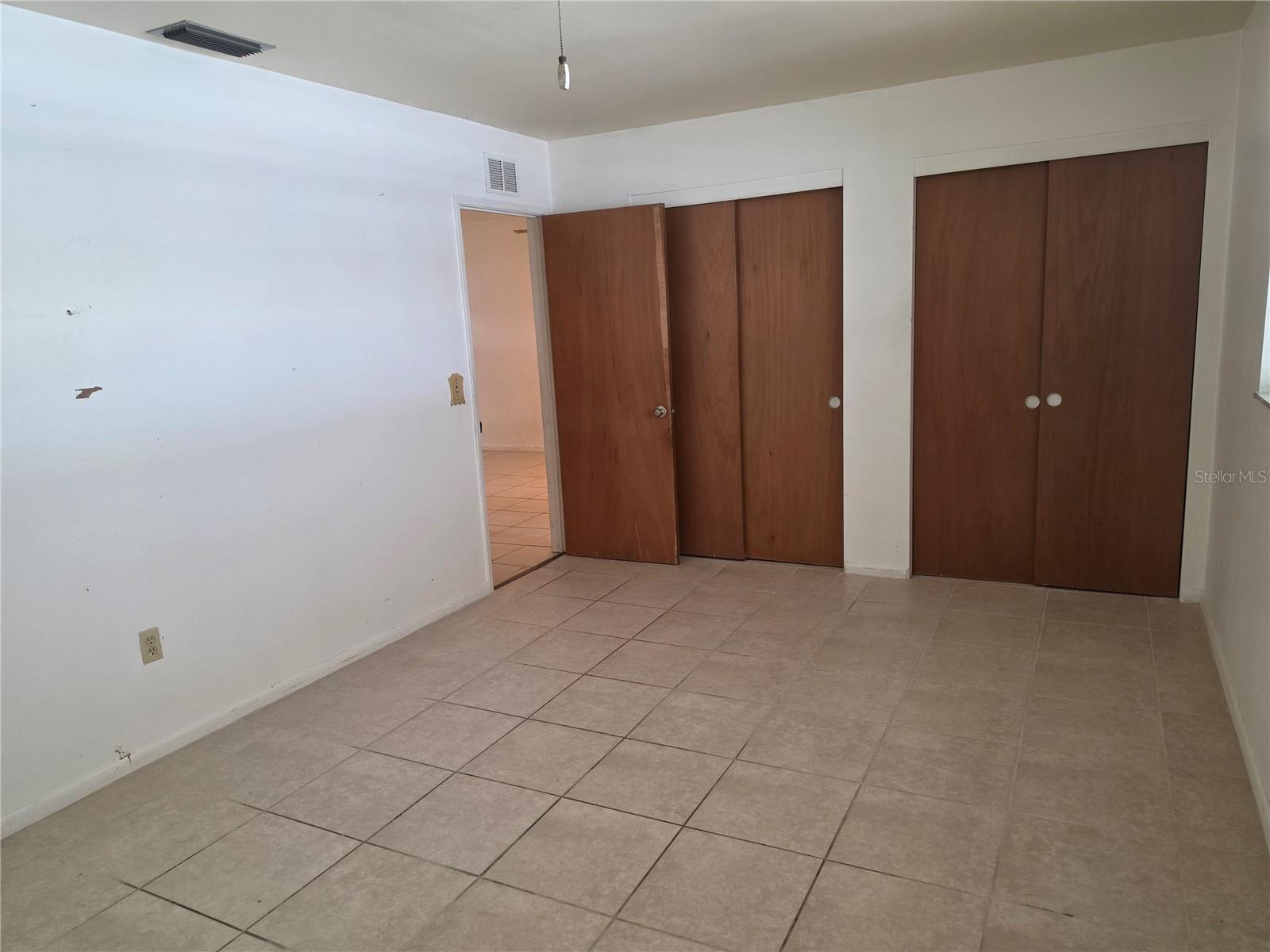 TOWN APTS CONDO - Residential
