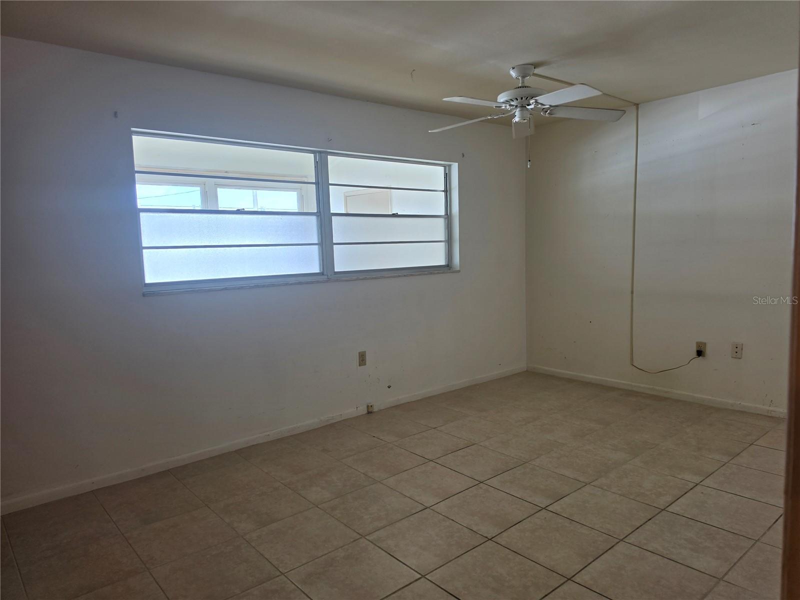 TOWN APTS CONDO - Residential