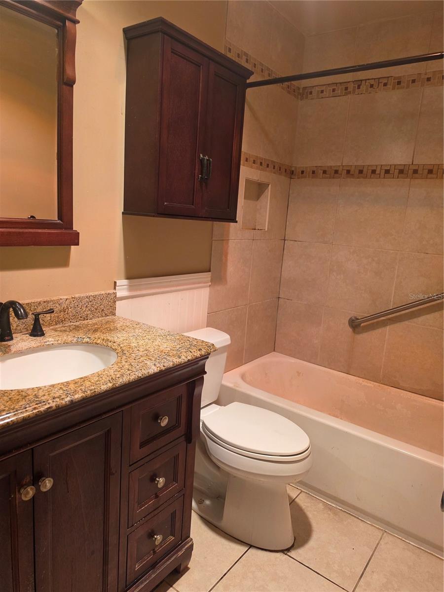 TOWN APTS CONDO - Residential