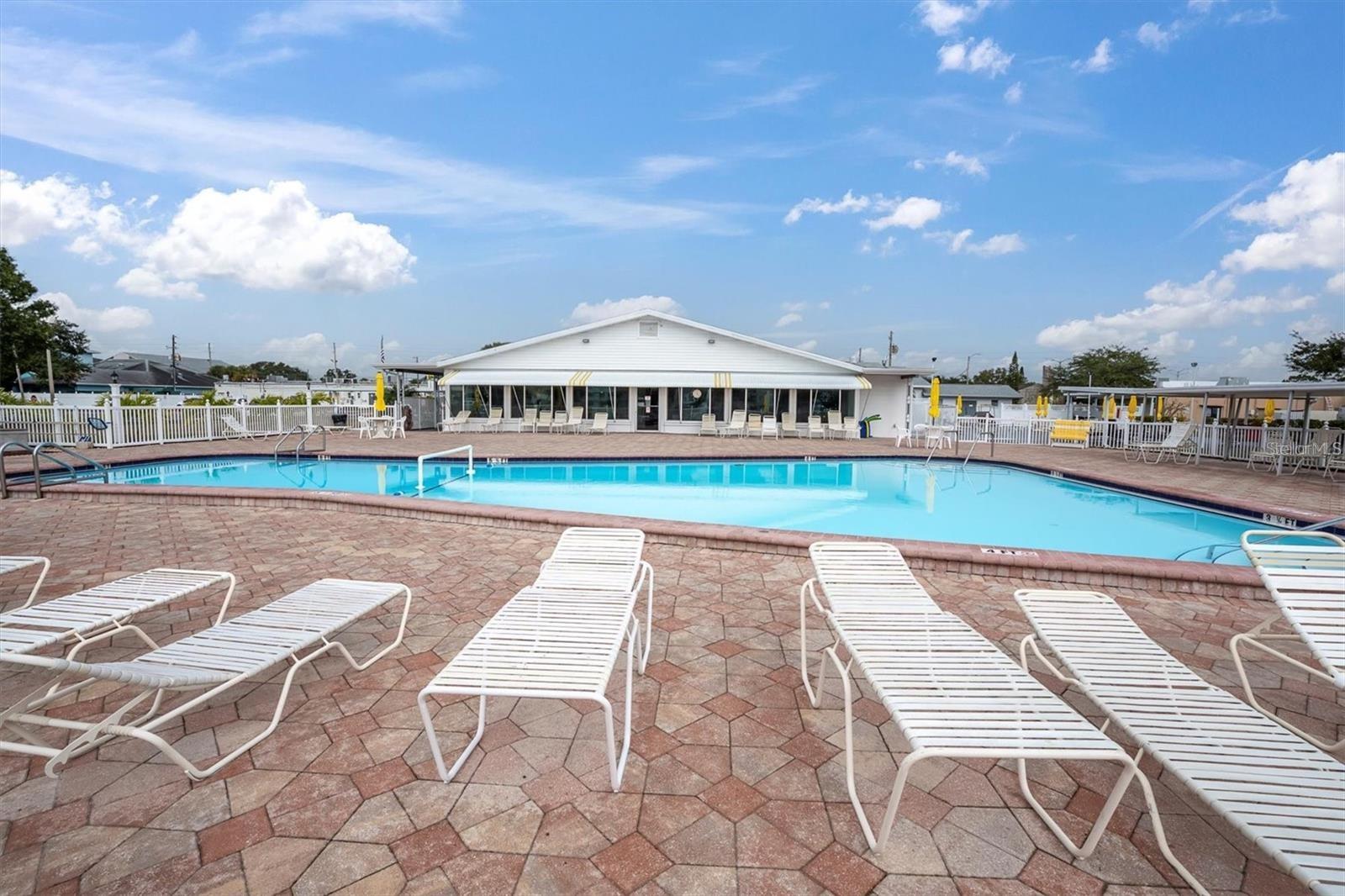 TOWN APTS CONDO - Residential