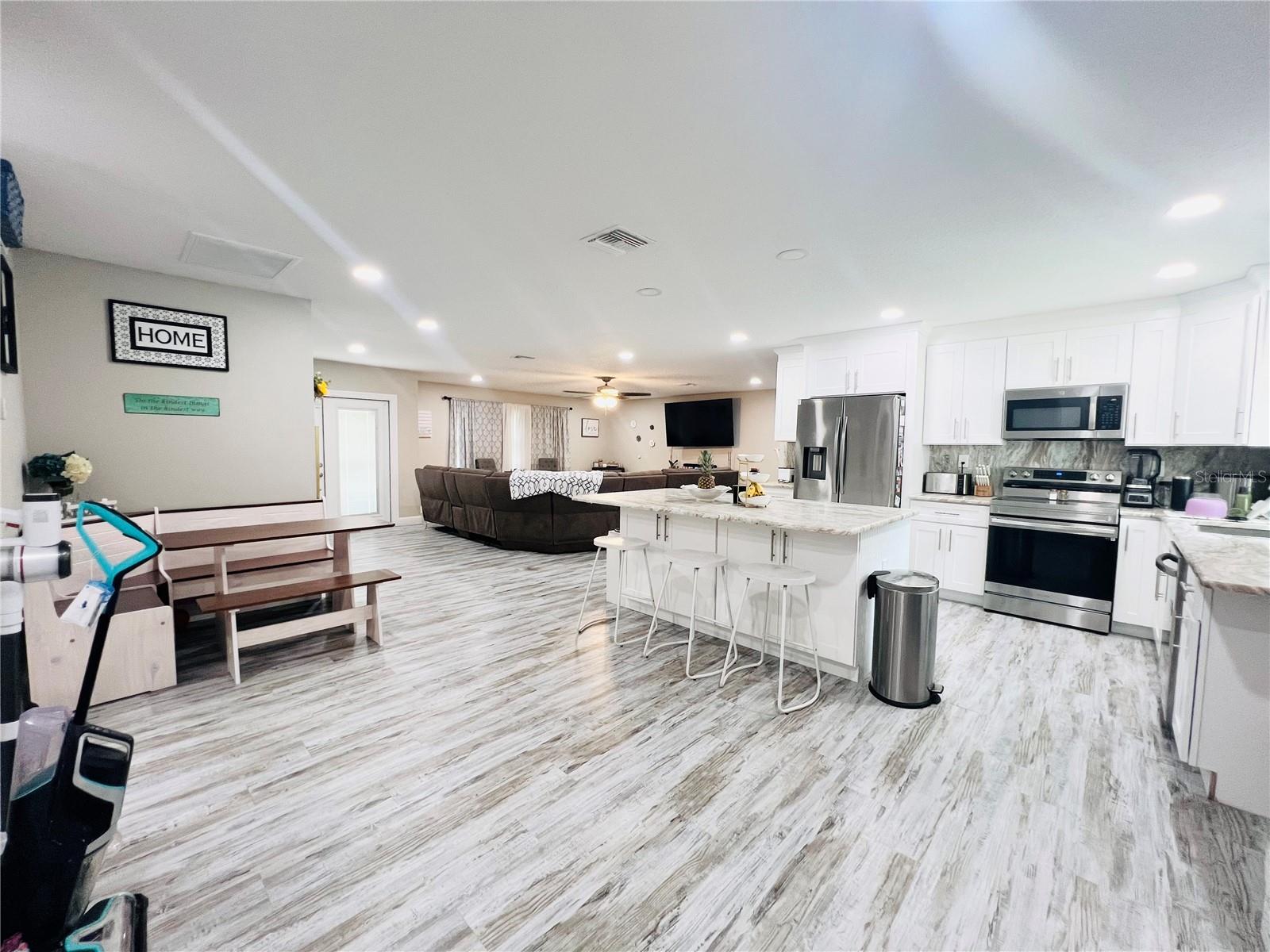 PARKWOOD ACRES - Residential