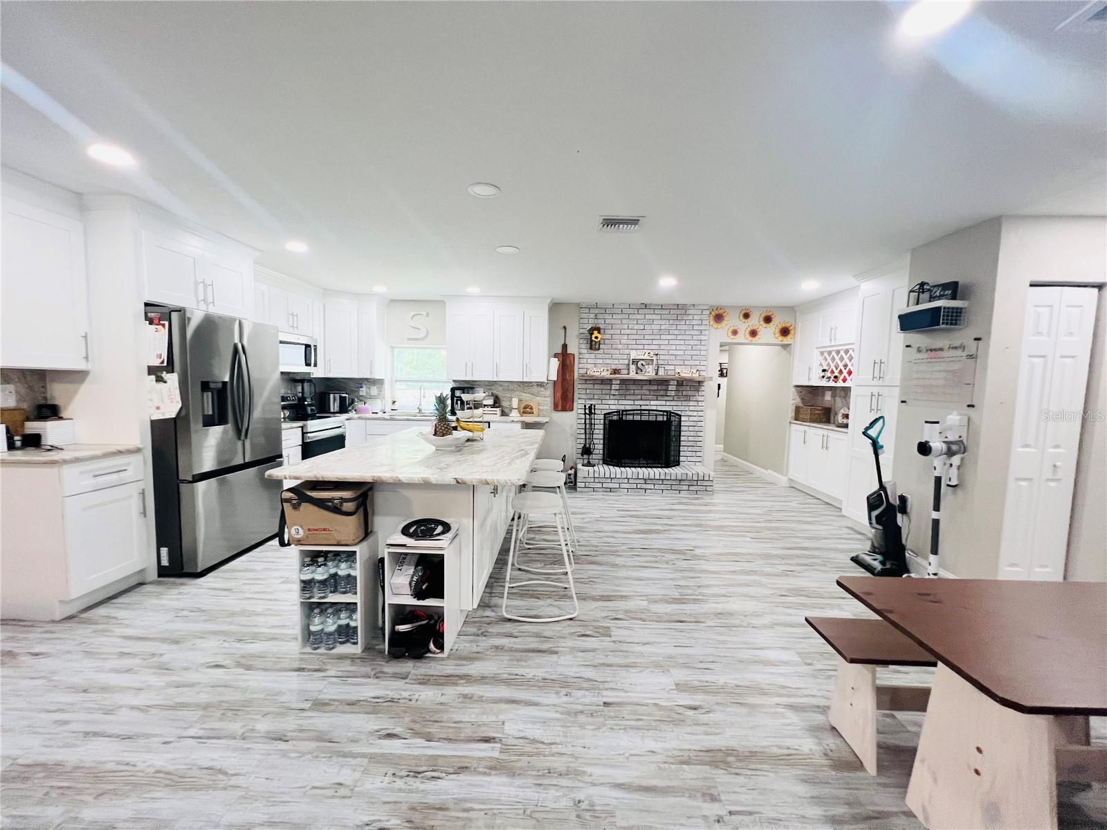 PARKWOOD ACRES - Residential
