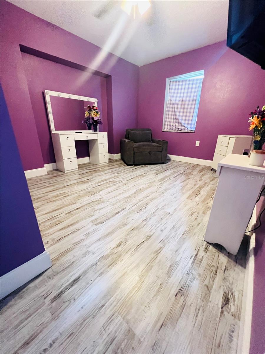 PARKWOOD ACRES - Residential