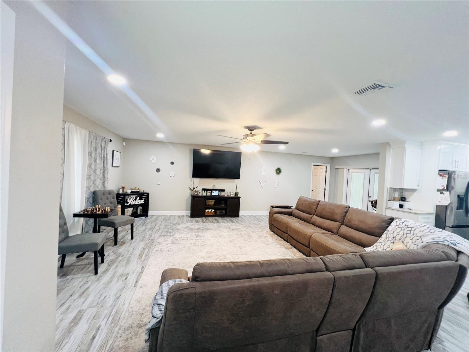 PARKWOOD ACRES - Residential