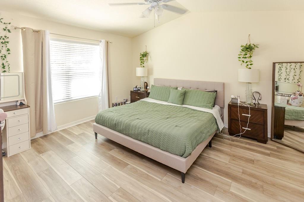 ROYAL HIGHLANDS - Residential