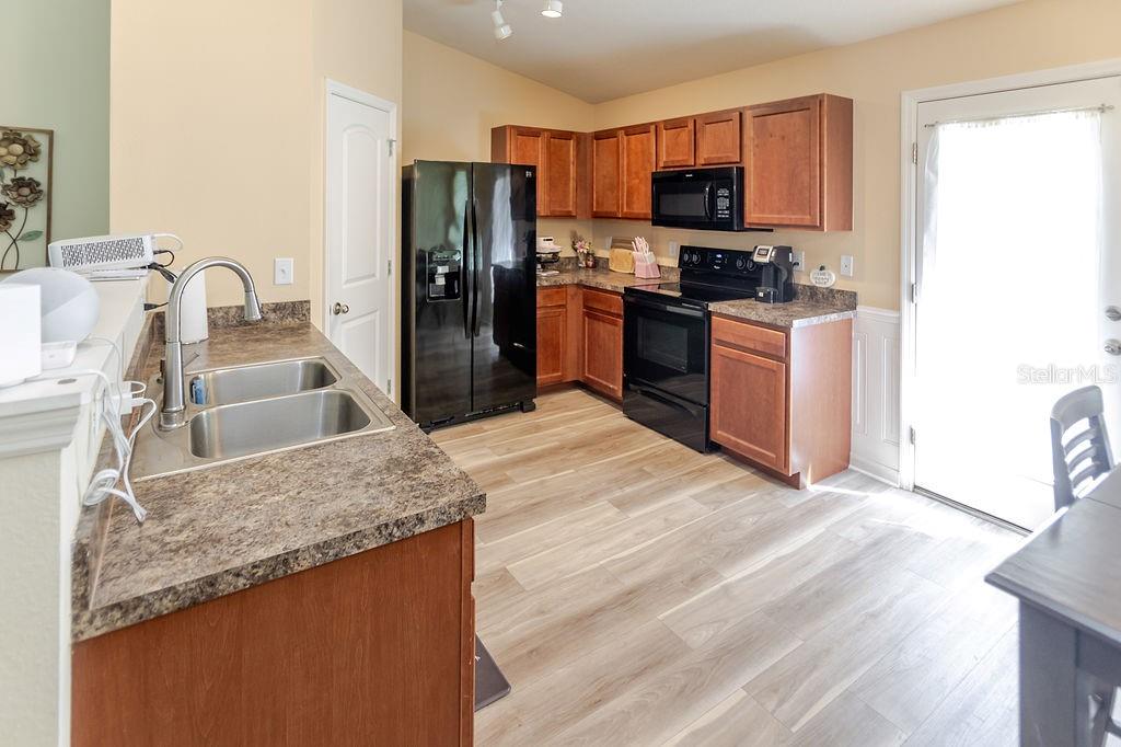 ROYAL HIGHLANDS - Residential
