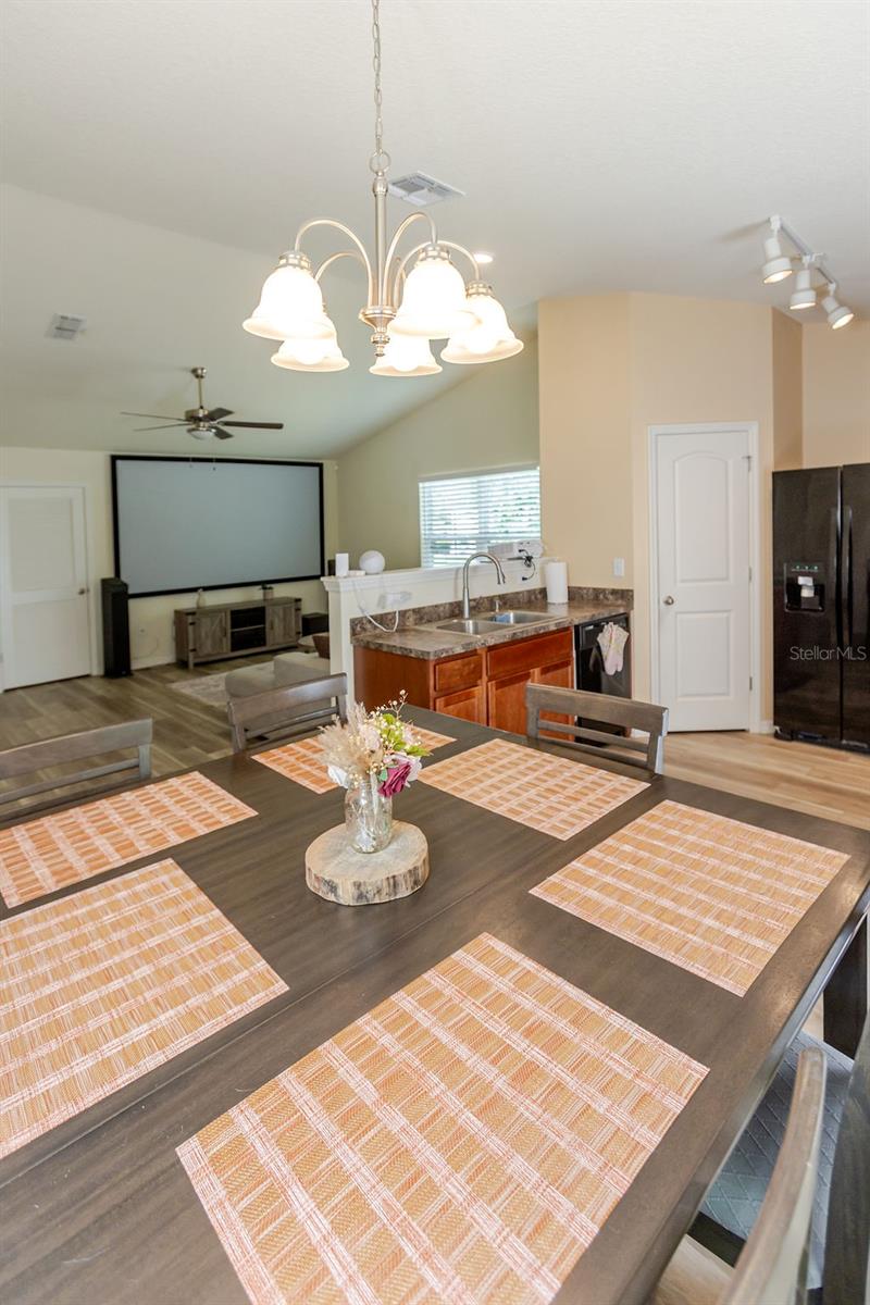 ROYAL HIGHLANDS - Residential