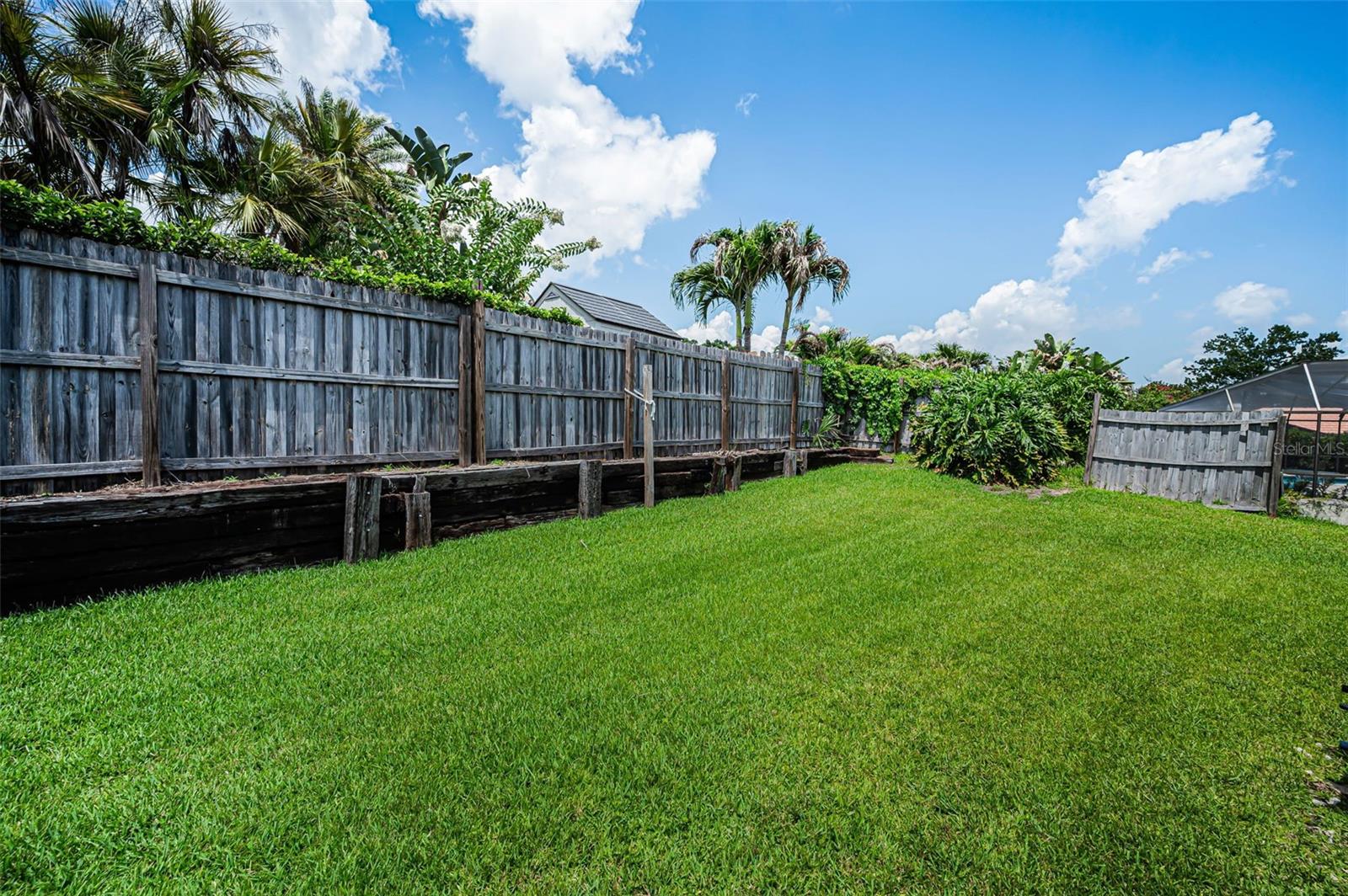WEATHERSTONE - Residential