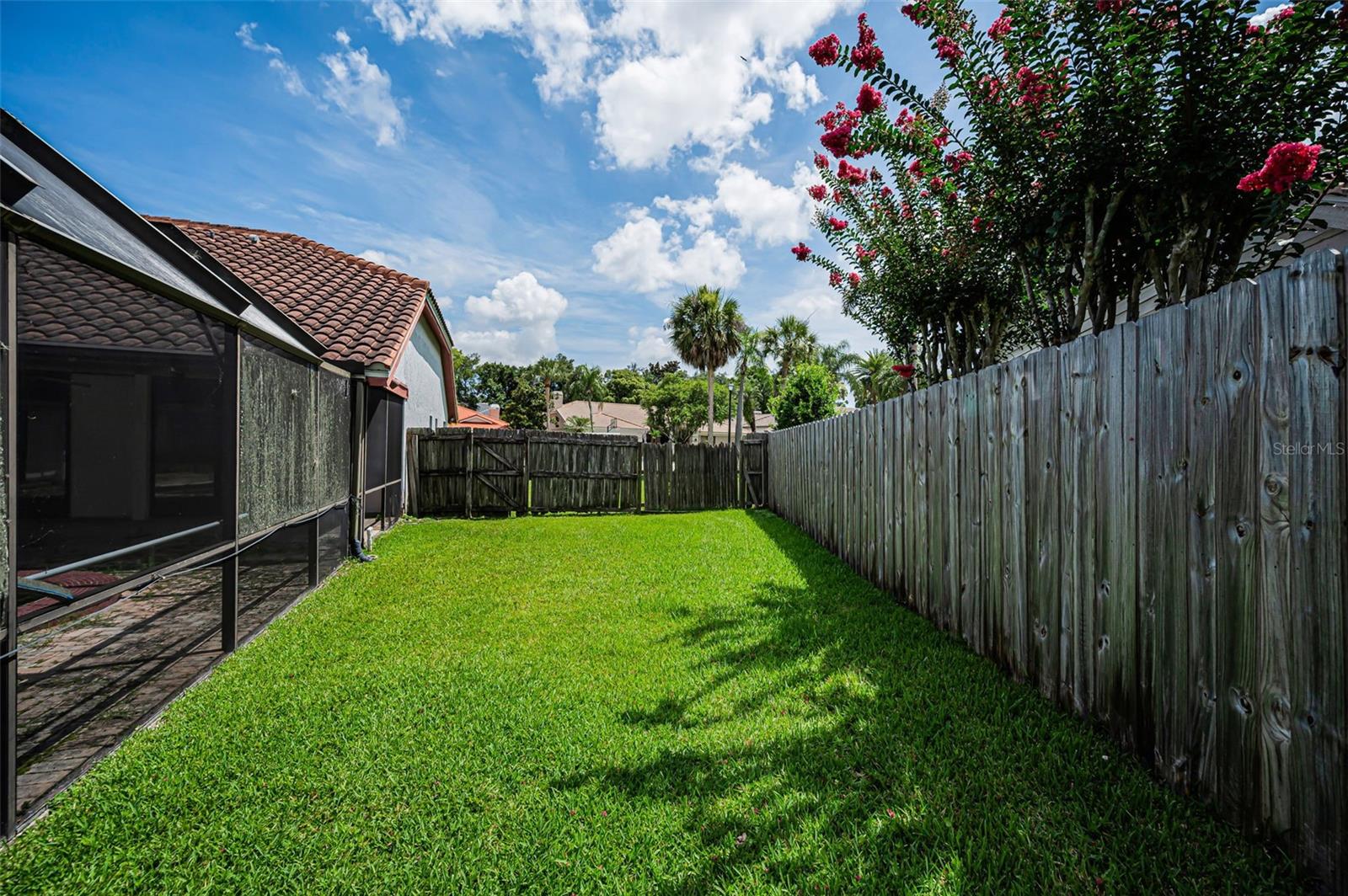 WEATHERSTONE - Residential