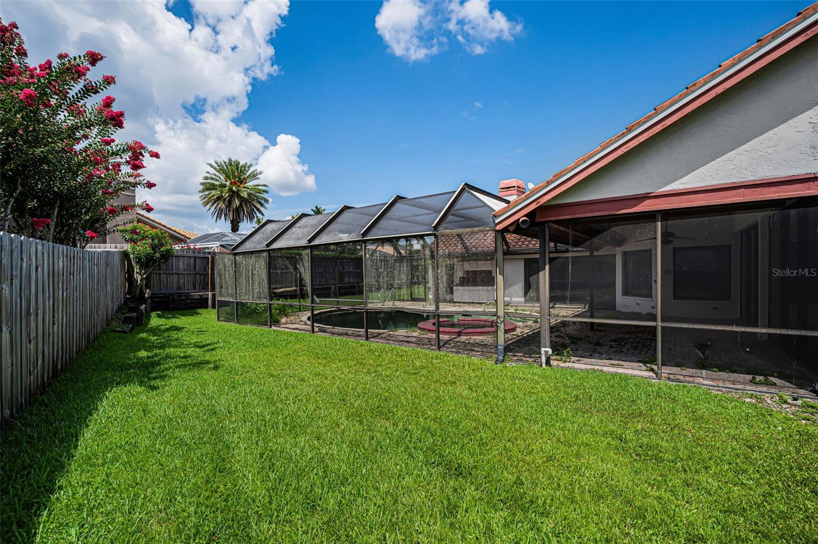 WEATHERSTONE - Residential