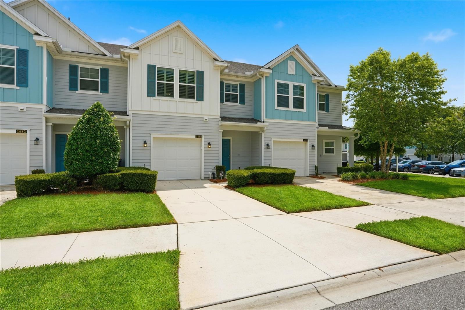 POTTSBURG POINTE - Residential