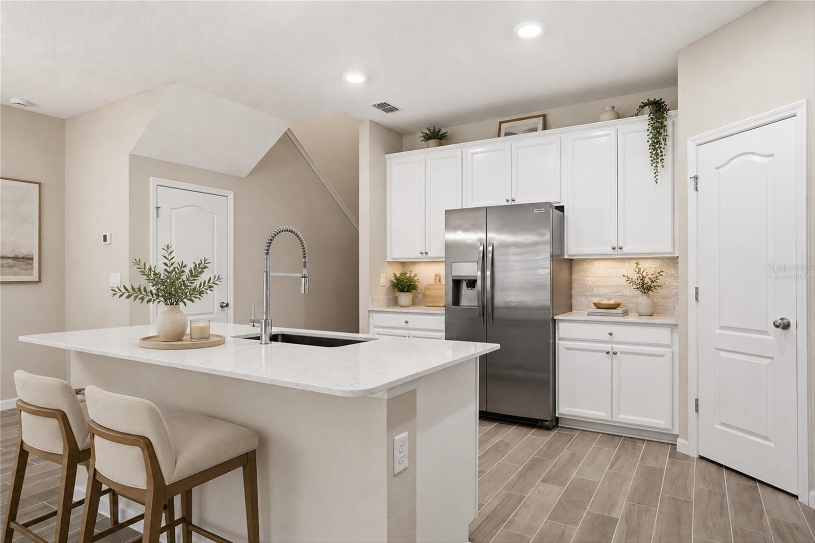 POTTSBURG POINTE - Residential