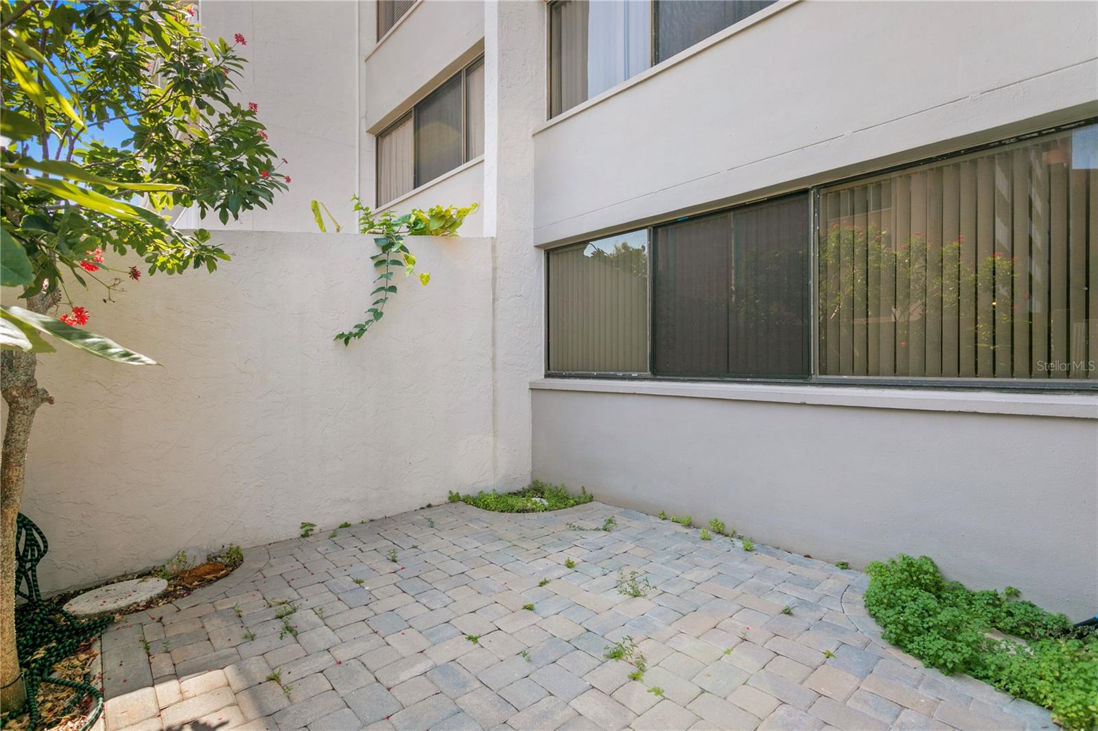 TREASURE ISLAND TENNIS & YACHT CLUB - Residential