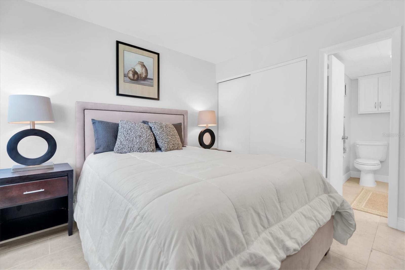 VILLAS DE GOLF CONDO - Residential