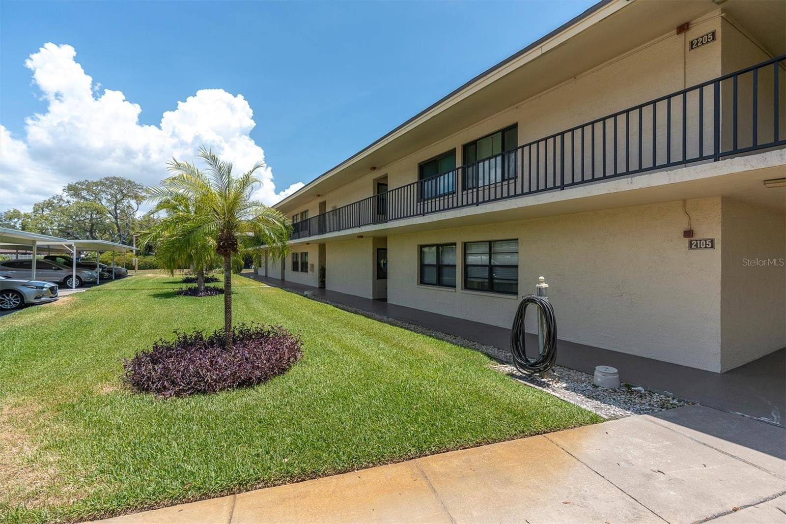 VILLAS DE GOLF CONDO - Residential