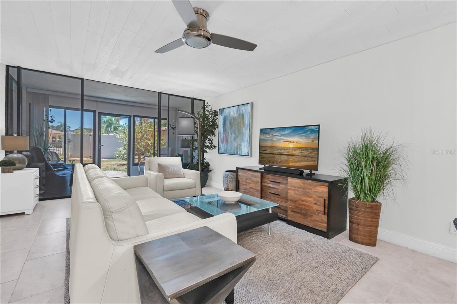 VILLAS DE GOLF CONDO - Residential