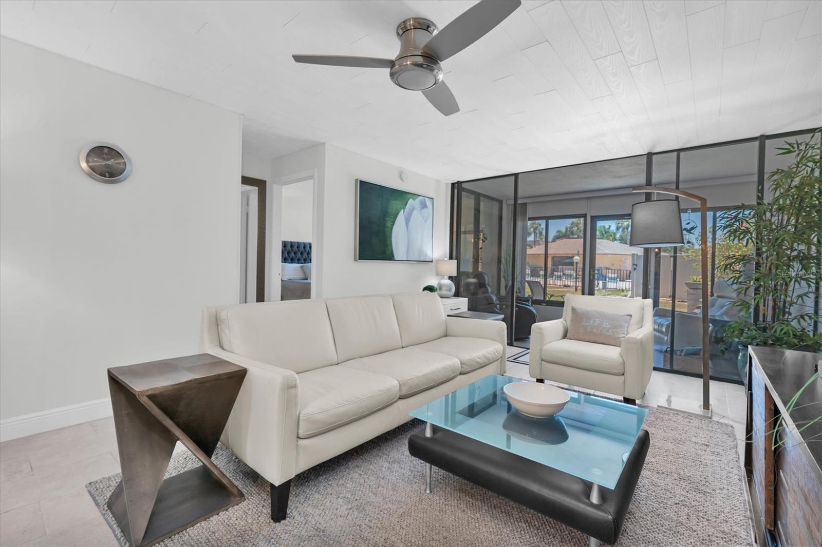 VILLAS DE GOLF CONDO - Residential