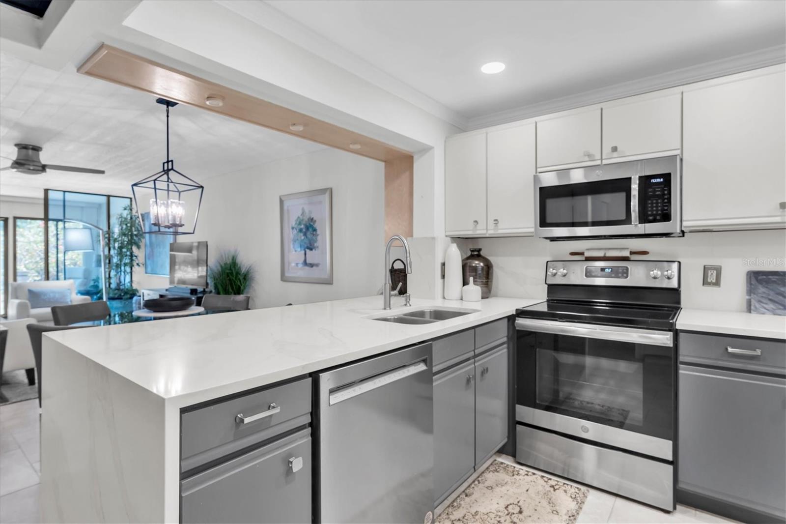 VILLAS DE GOLF CONDO - Residential
