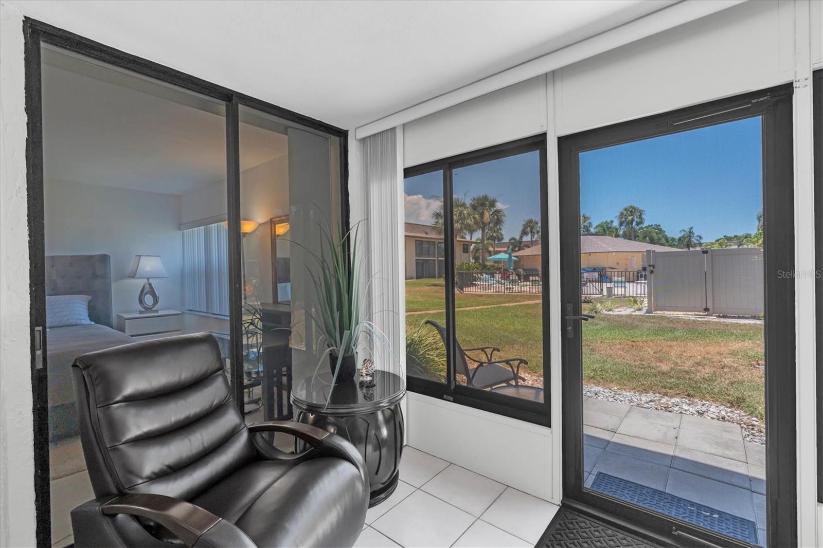 VILLAS DE GOLF CONDO - Residential