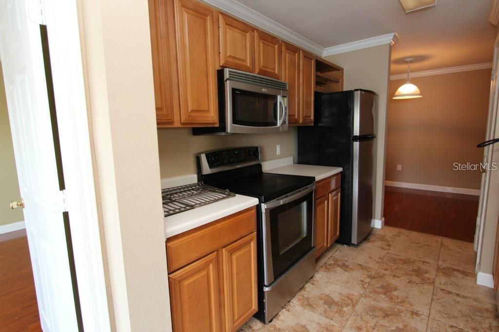 EQUESTRIAN PARC AT HIGHWOODS P - Residential Lease