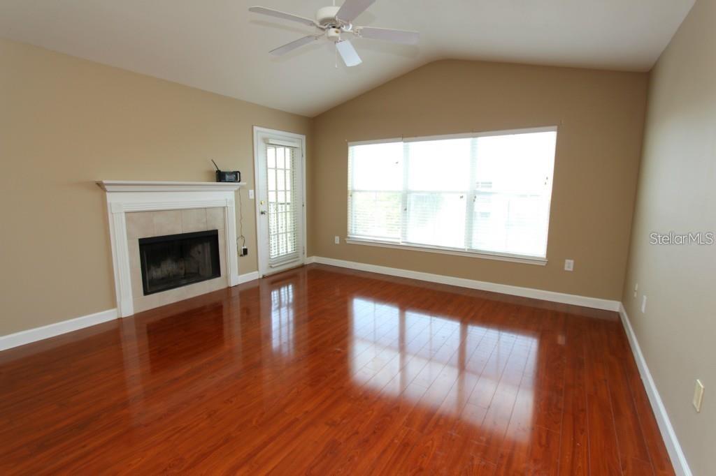 EQUESTRIAN PARC AT HIGHWOODS P - Residential Lease