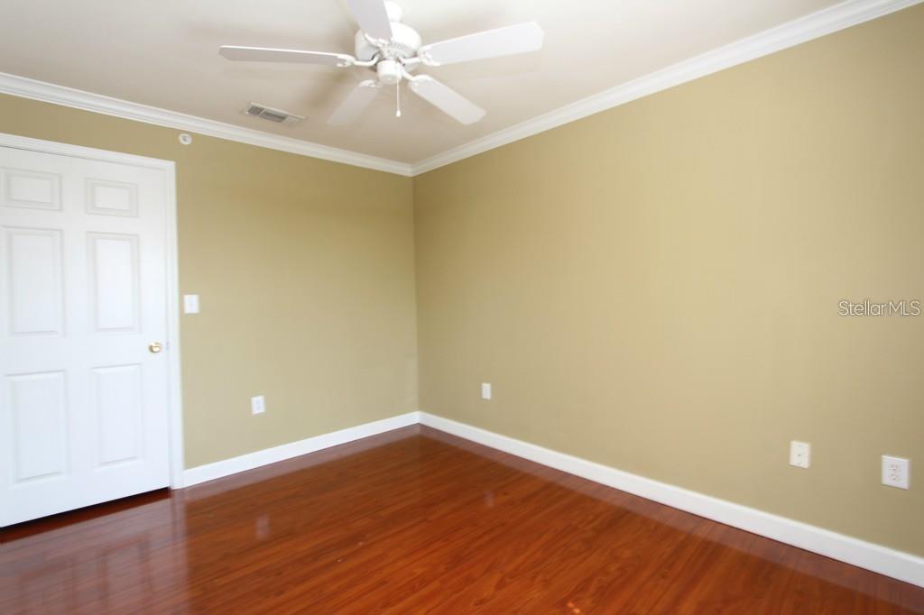 EQUESTRIAN PARC AT HIGHWOODS P - Residential Lease