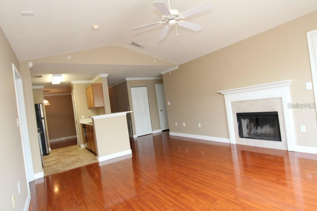 EQUESTRIAN PARC AT HIGHWOODS P - Residential Lease