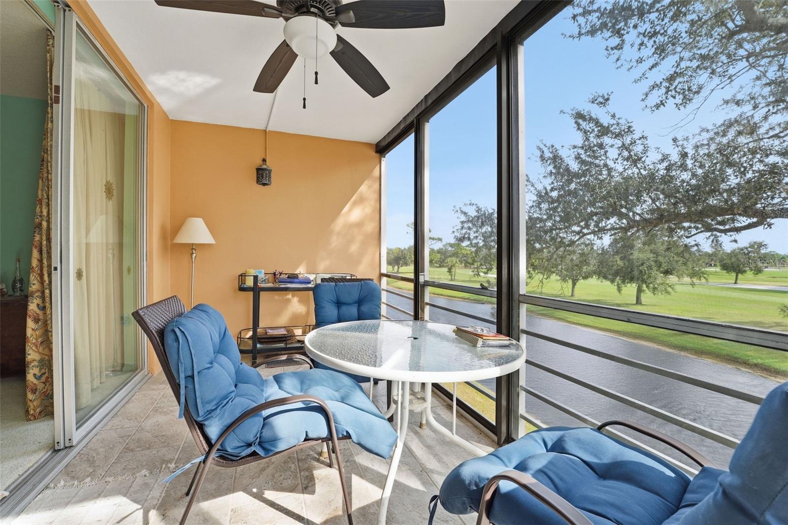 NO 1 PALM-AIRE DESOTO LAKES CC APT CONDO - Residential