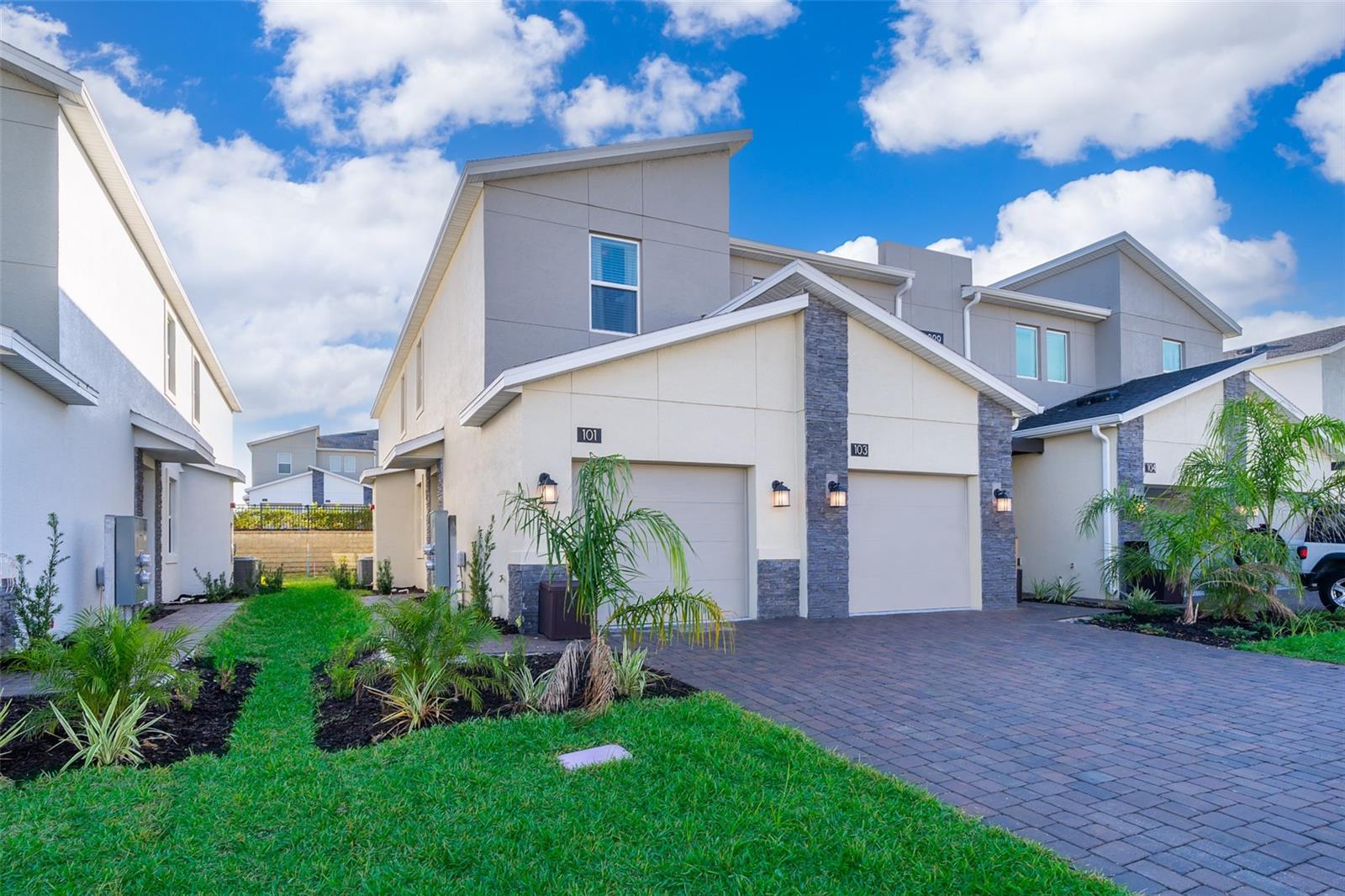 CHAMPIONSGATE CONDO 4 PH 24 - Residential Lease