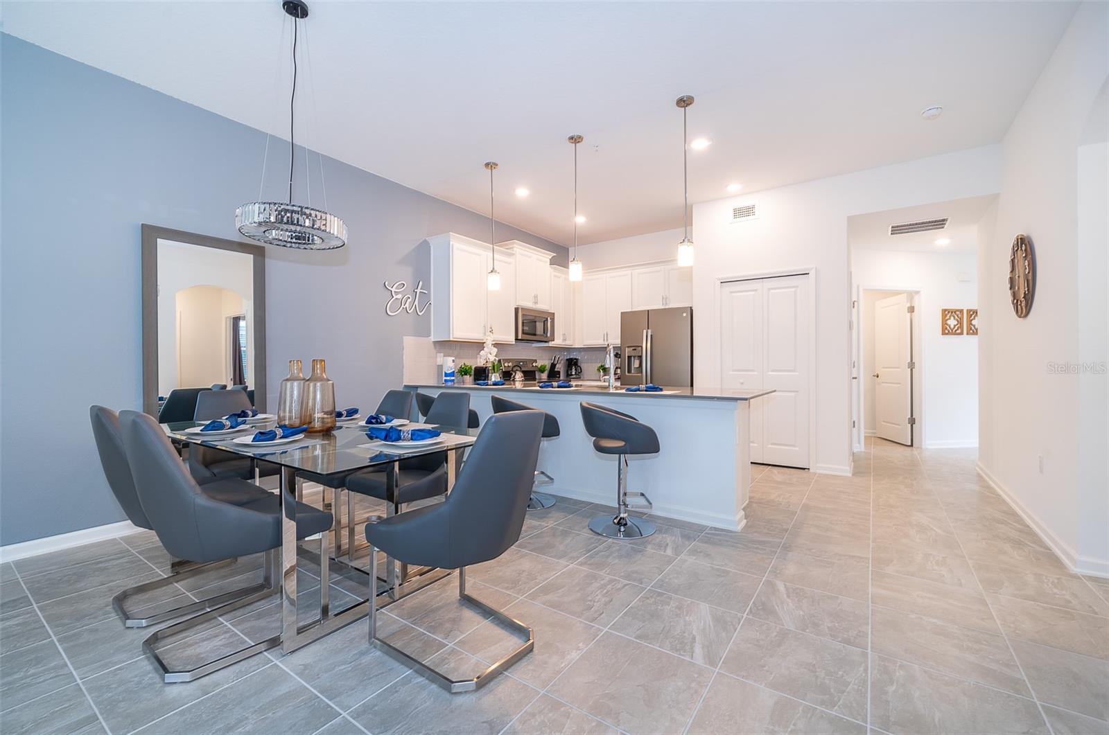 CHAMPIONSGATE CONDO 4 PH 24 - Residential Lease