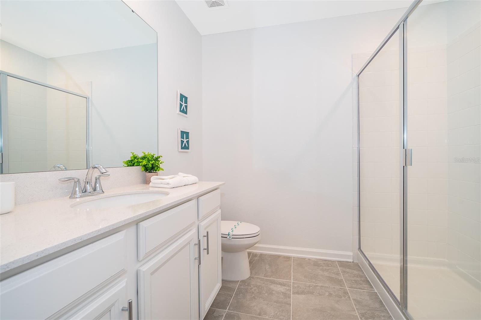 CHAMPIONSGATE CONDO 4 PH 24 - Residential Lease