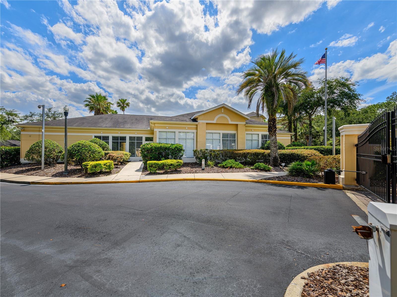 OXFORD PLACE AT TAMPA PALMS A - Residential Lease