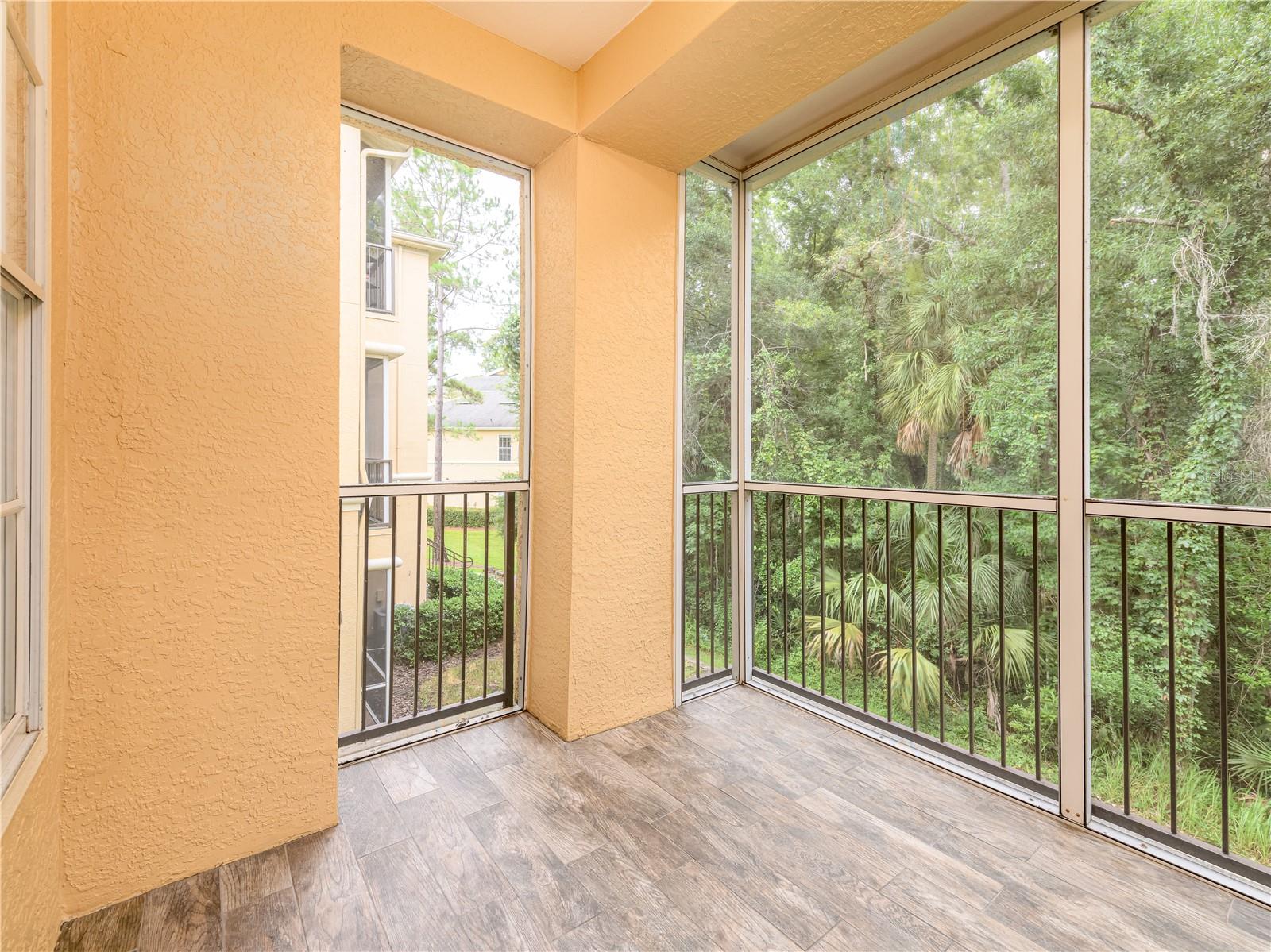 OXFORD PLACE AT TAMPA PALMS A - Residential Lease