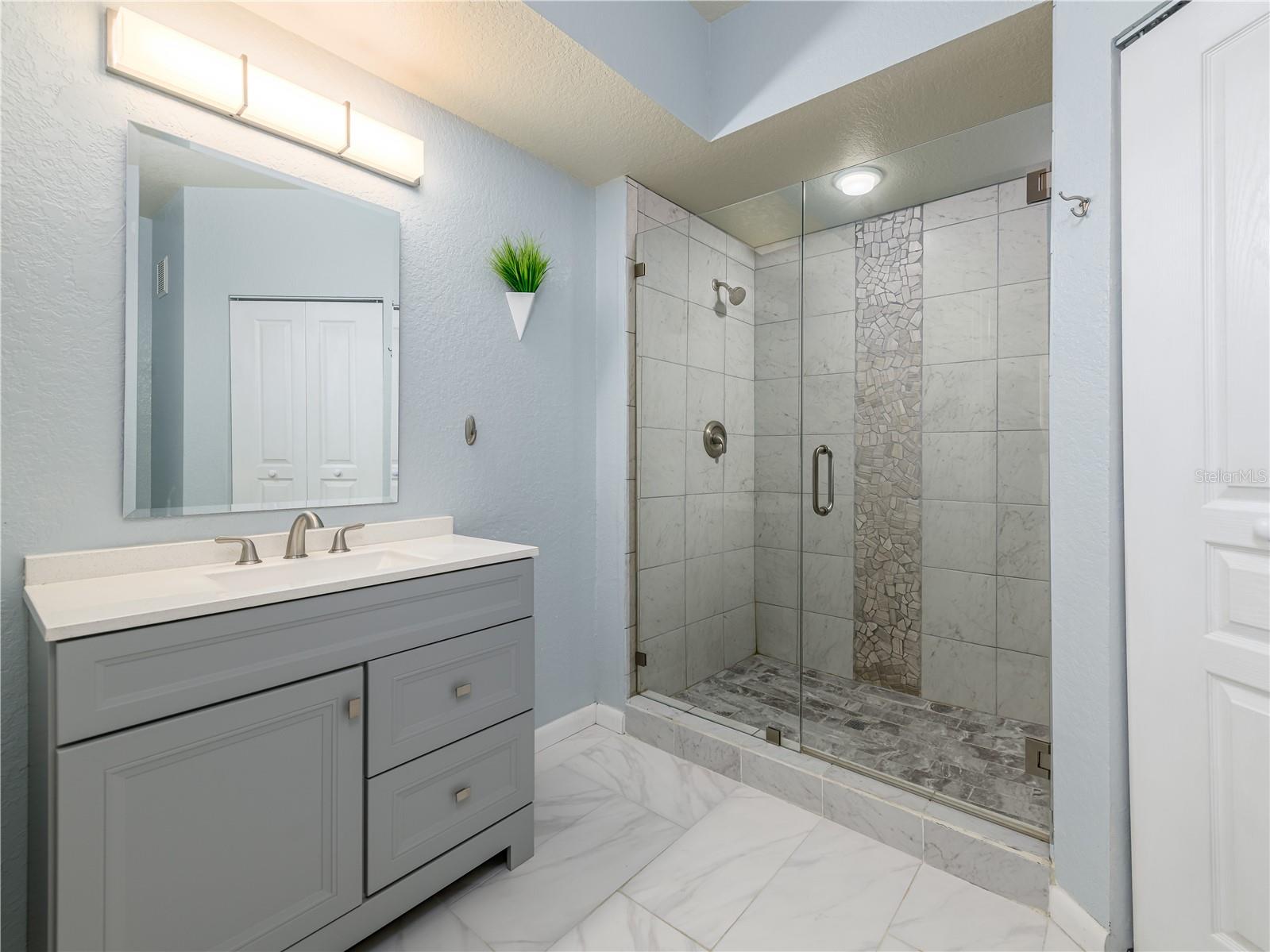 OXFORD PLACE AT TAMPA PALMS A - Residential Lease